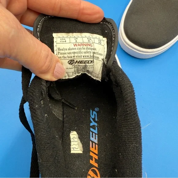 Heelys Black Skate Shoes with Orange Logo - Picture 5 of 11